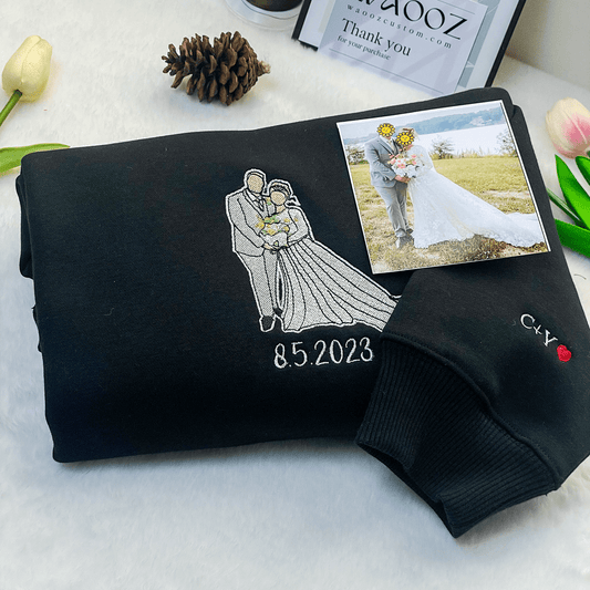 Custom Embroidered Portrait for Couples, Personalized Couple Sweatshirt, T-shirt, Hoodie Anniversary Date on Sleeve Matching Couple, Gift for Couple